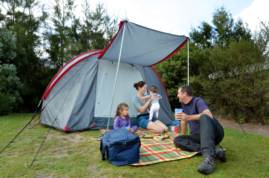 famille au camping Saint Augustin